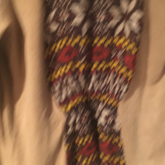 Storee Cardigan Sweater Size Medium - Picture 7 of 7